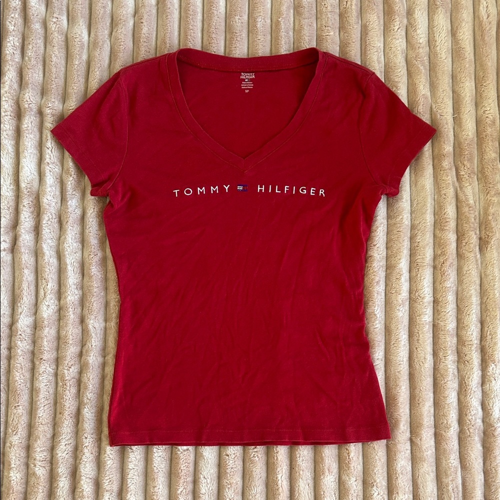 Tommy Hilfiger Women's Red Short Sleeve Tee